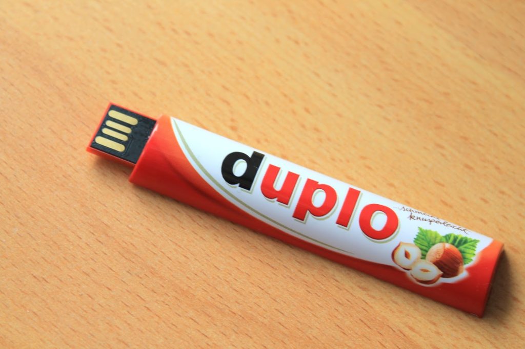 Duplo USB-Stick Ferrero Lovebrands