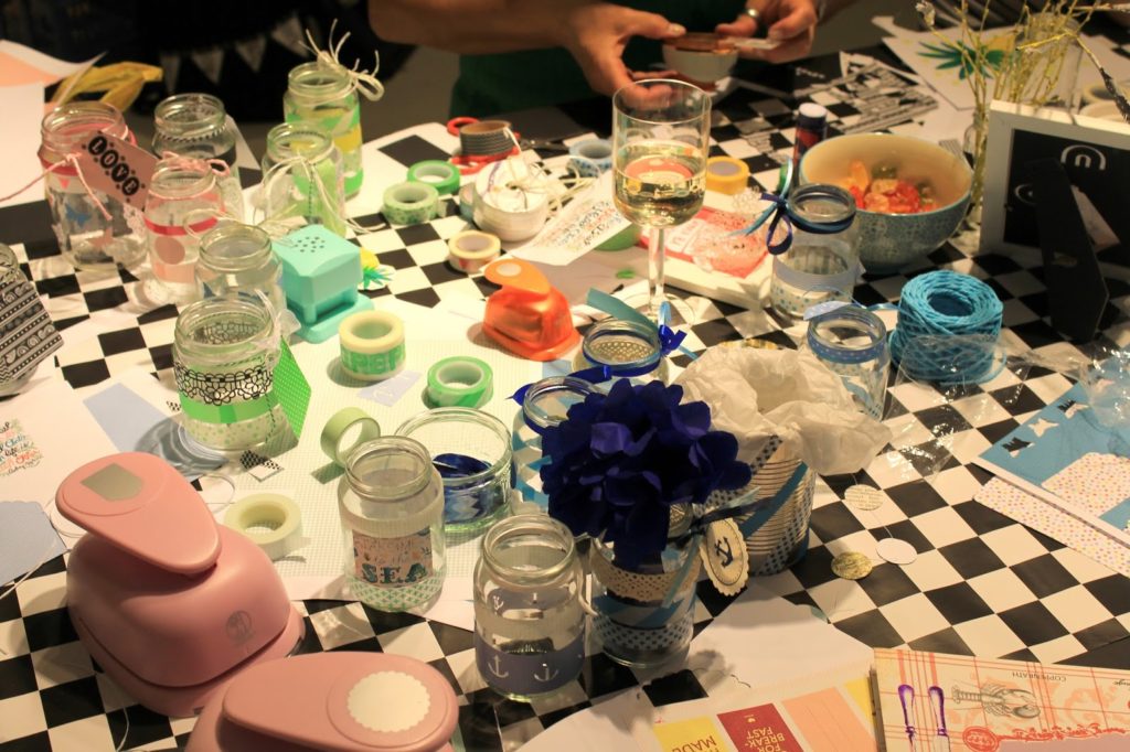 DIY Workshop mit Masking Tape bei How we live Koeln kreatives Chaos