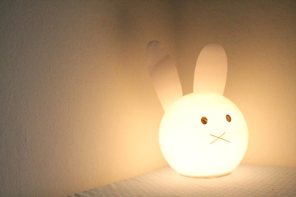 DIY IKEA Hack Lampe Fado Hase Ostern Rabbit