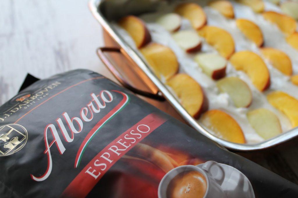 ALBERTO Espresso Pfirsich-Tiramisu a la Mamma Jules kleines Freudenhaus