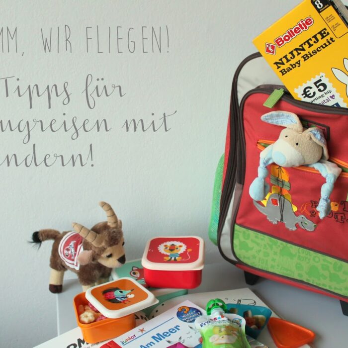 5 Tipps für Flugreisen mit Kindern und unsere liebsten Sommerbücher vom Meer