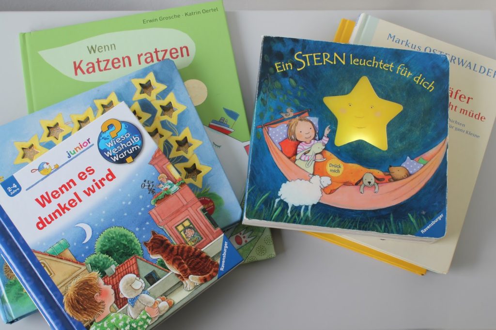 Einschlafbuecher Vorlesen Kinder Gute-Nacht-Geschichten Gaehnen