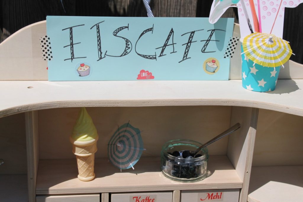 DIY Eiscafe Eiscreme Party Sommerparty Kinder Jules kleines Freudenhaus
