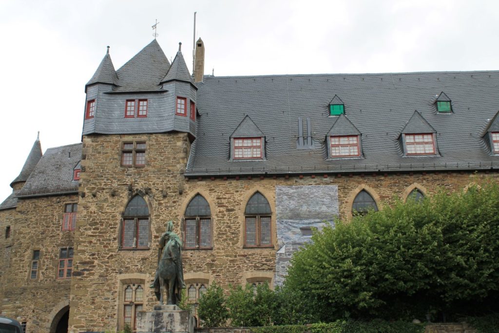 Schloss Burg Solingen Ausflugstipp Ferientipp mit Kindern Bergisches Land