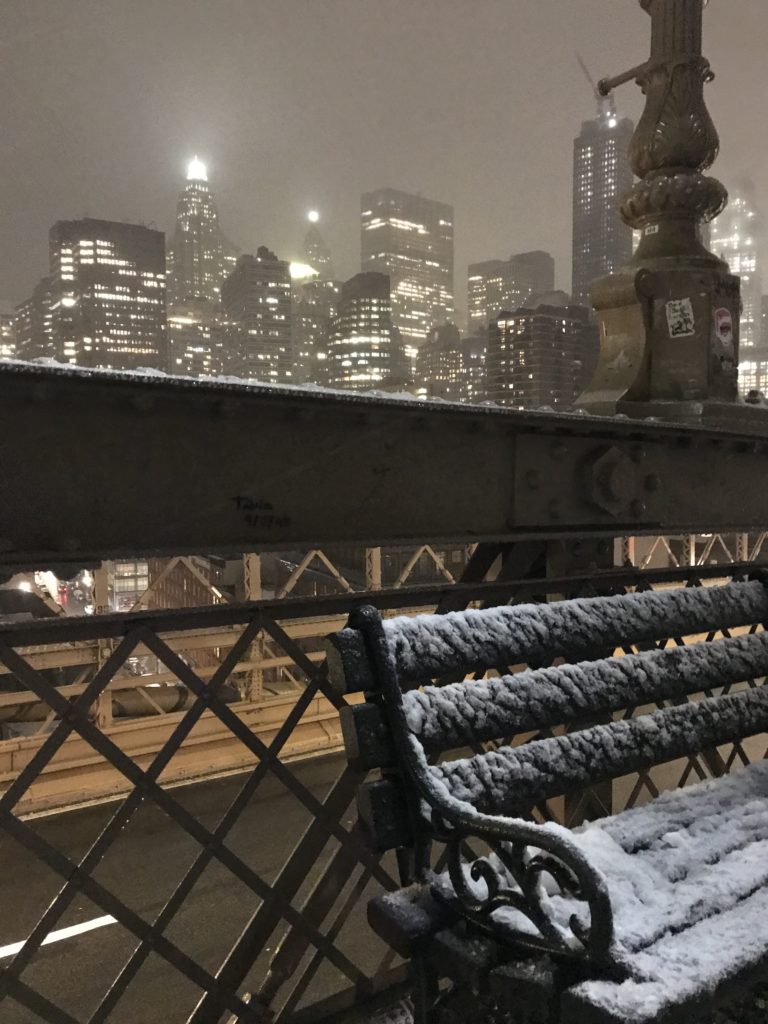 Brooklyn Bridge NEw York in snow