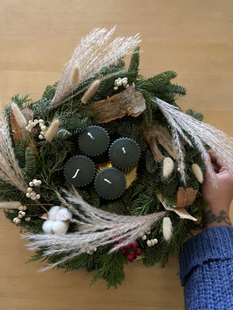 Tannengrün Adventskranz Basteln DIY 