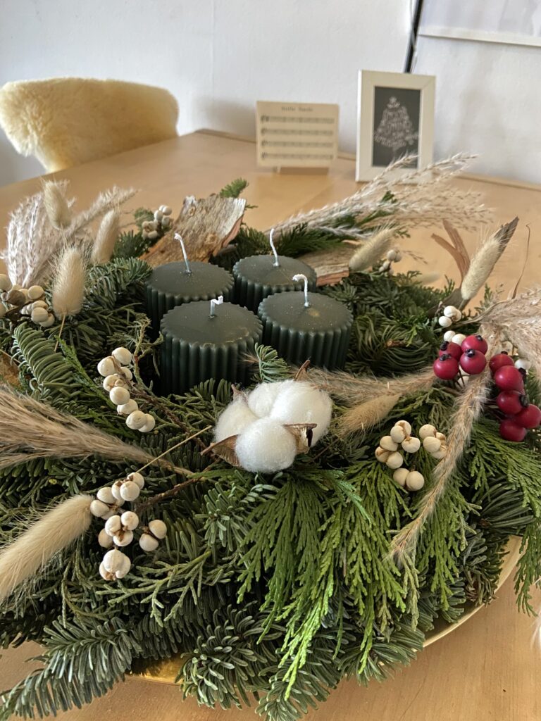 Tannengrün Adventskranz Basteln DIY 