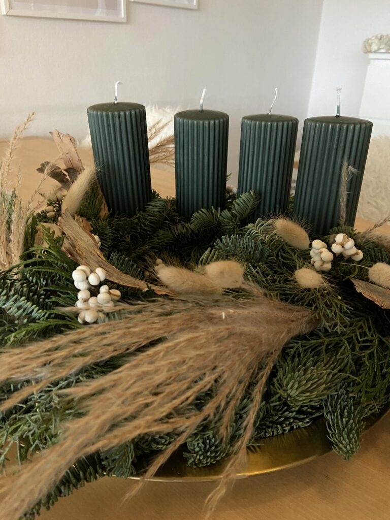 Tannengrün Adventskranz Basteln DIY 