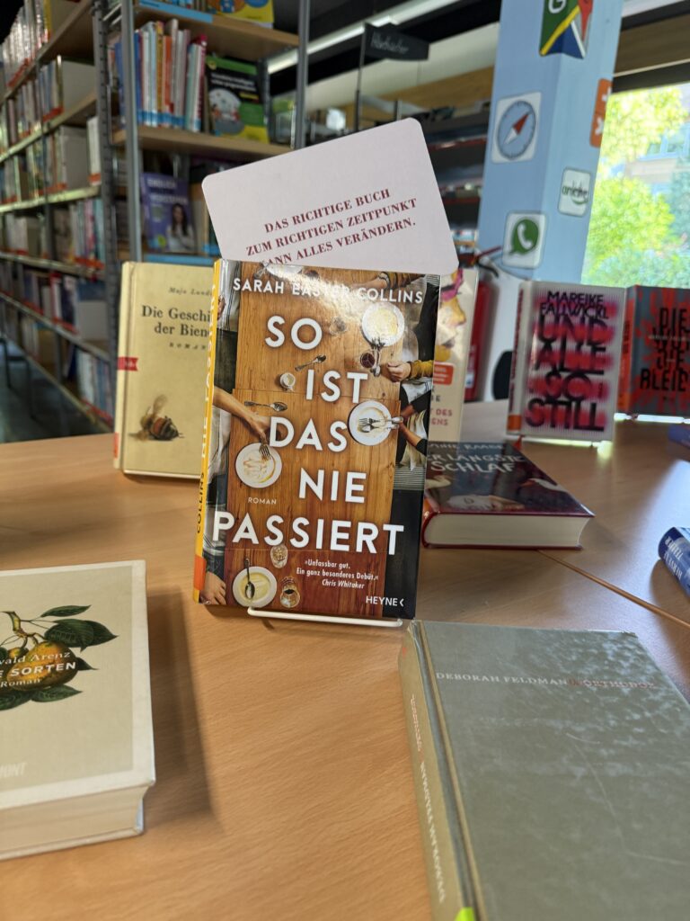 MDL Buchtisch