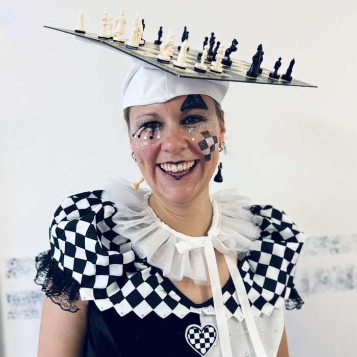 DIY Kostümidee Schach und Spielesammlung und Sessionshighlight 2026