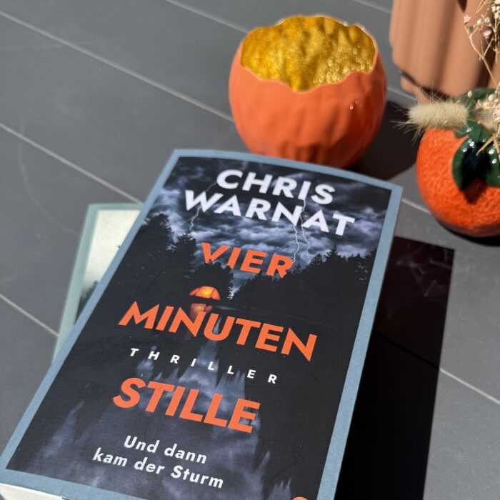Endlich gibt es einen Nachfolger: mit “Vier Minuten Stille” erscheint Band 2 der Wase-Rahimi-Thrillerreihe